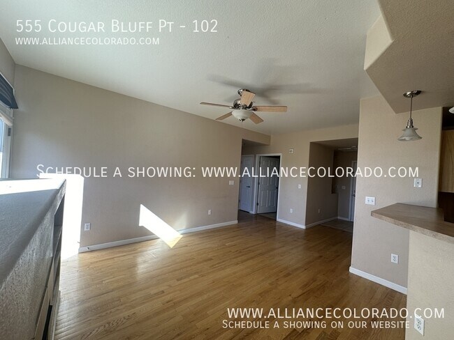 Foto del edificio - 555 Cougar Bluff Point