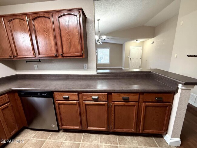 Building Photo - 14036 Volcanic Rock Dr