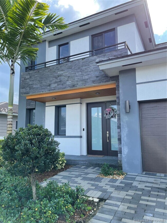 Foto del edificio - 10750 Shore St