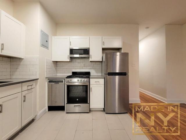 Building Photo - 1 bedroom in ASTORIA NY 11106