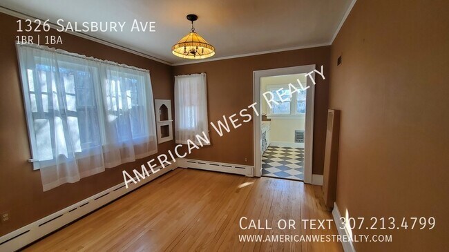Building Photo - 1326 Salsbury Ave