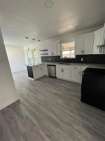 Foto del edificio - 2830 W Crawford St