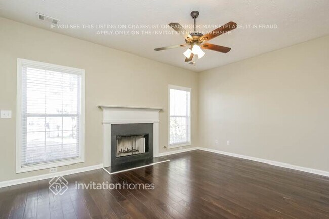 Building Photo - 755 Clairidge Ln SW