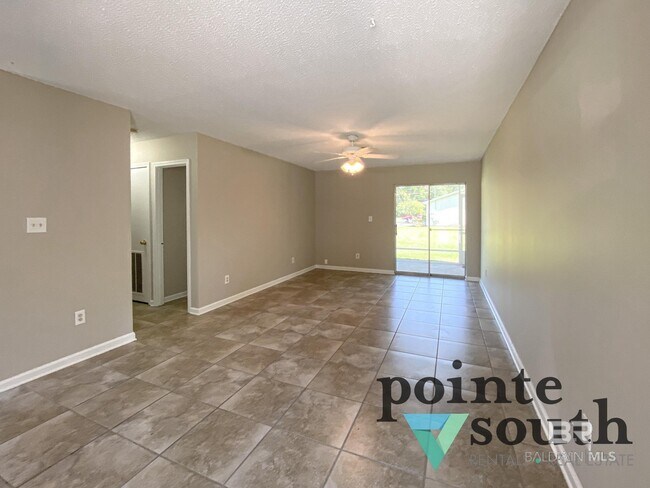 Building Photo - 6360 -B Schoel Ln