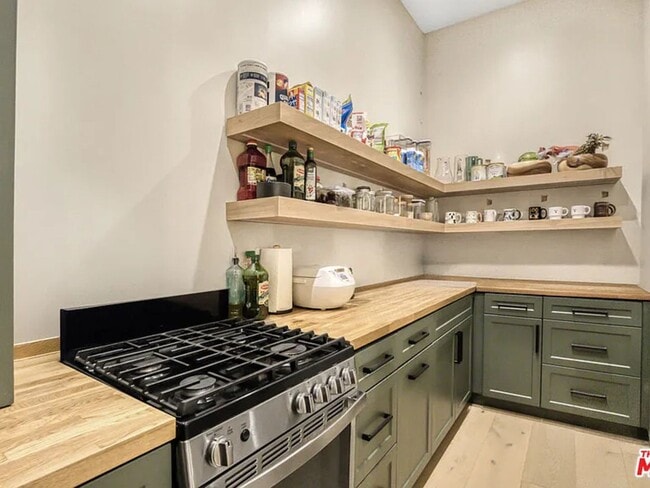 Building Photo - 22570 S Summit Ridge Cir