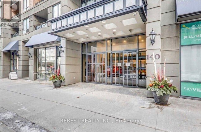 Photo du bâtiment - 140 Simcoe St