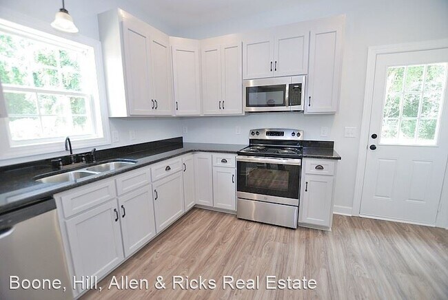 Foto del edificio - 3 br, 2 bath House - 504-A Amerson Court