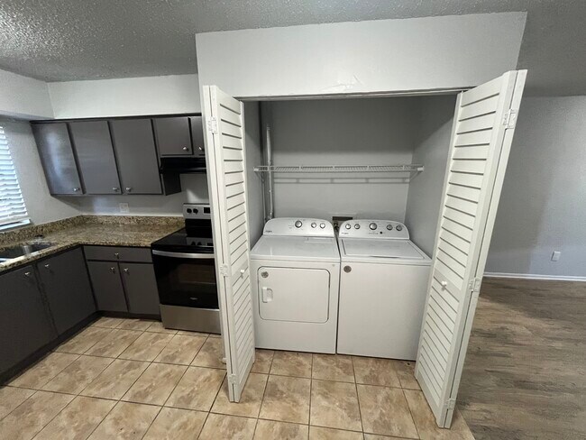 Foto del edificio - 6912 N 22nd St