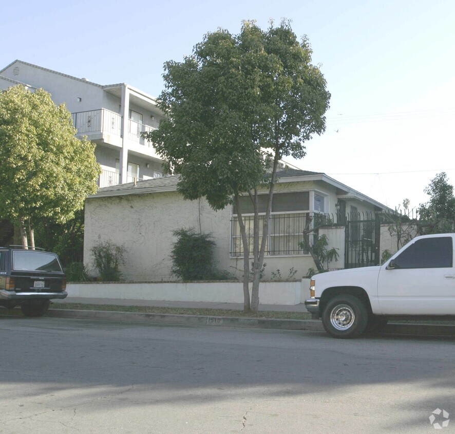 Foto del edificio - 1510 Freeman Ave