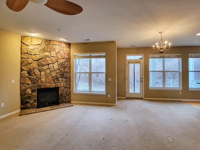 Living Area - 3111 Asher Rd