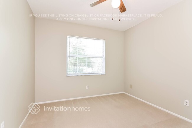 Foto del edificio - 419 Forest Oak Dr