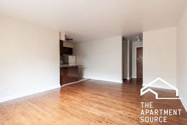 Foto del edificio - 6011 N Winthrop Ave