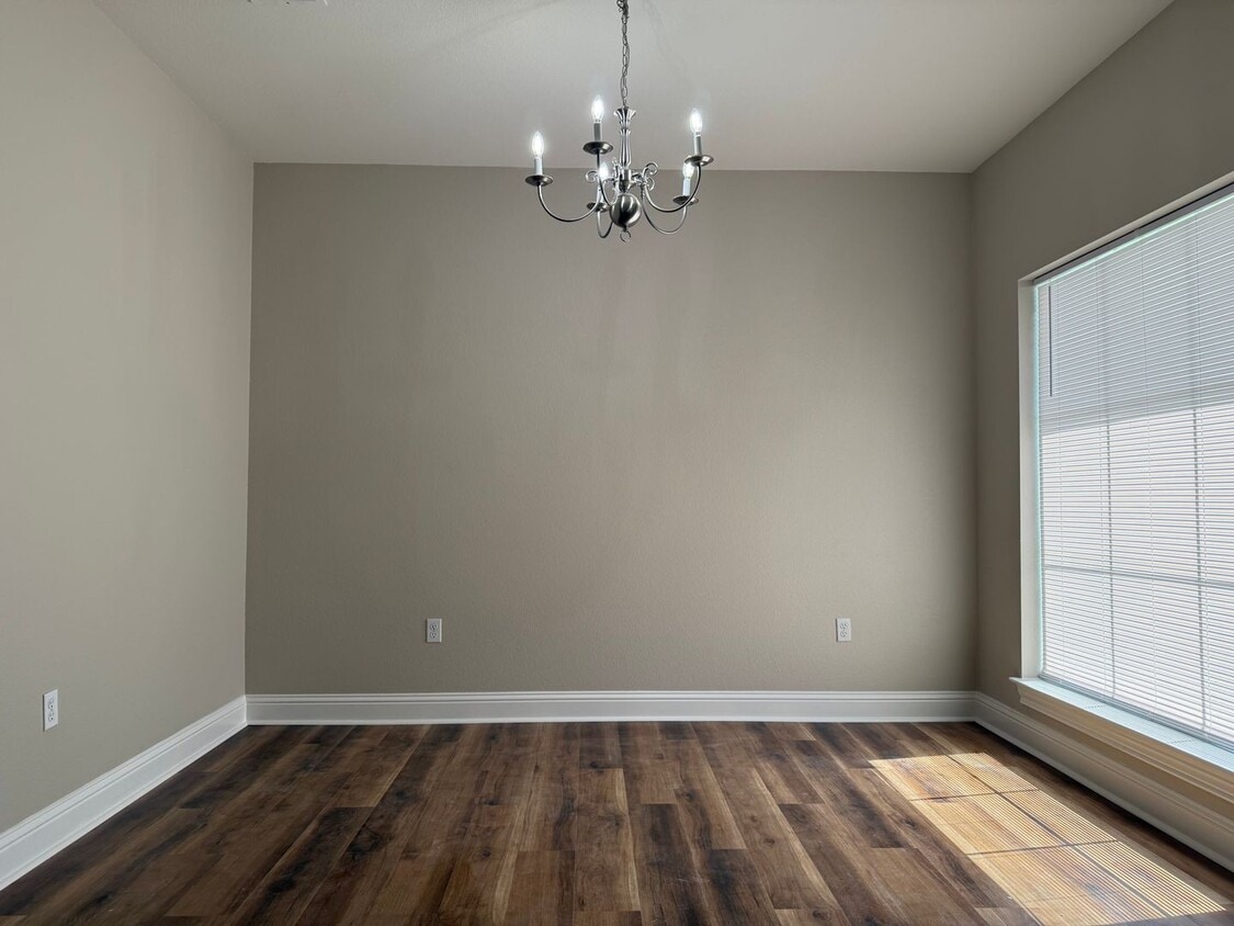 Foto principal - 41206 Colonial Dr