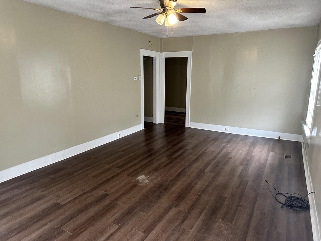 Foto del edificio - 210 Cherry St