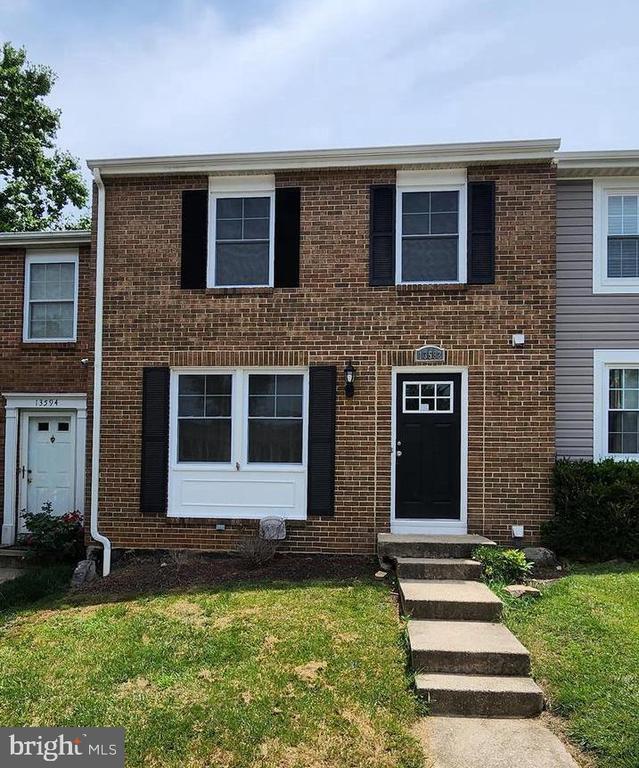 Building Photo - 13592 Bentley Cir