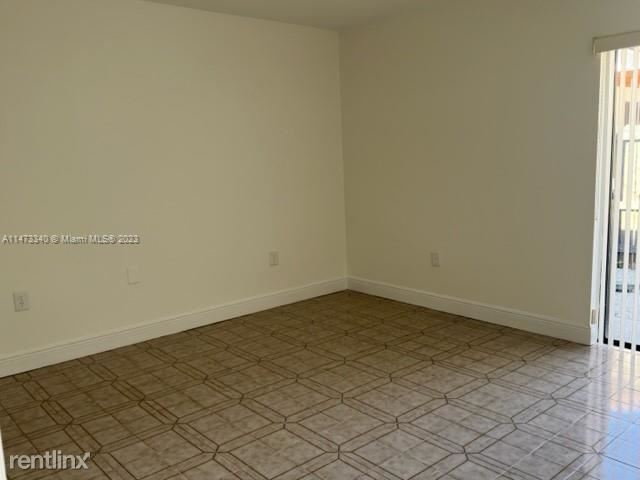 Foto del edificio - 4 br, 3 bath House - 703 SW 100th Court Cir