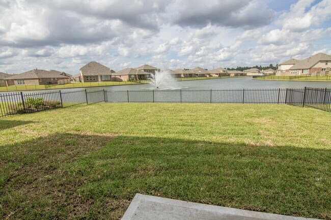 Foto del edificio - 3771 Lake Bend Shore Dr