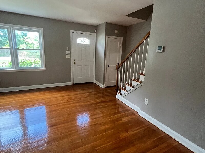 Foto principal - 1357 E Northern Pkwy