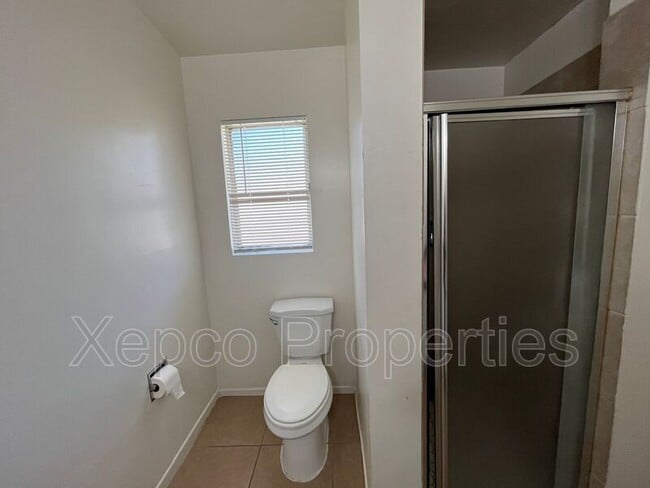 Building Photo - 13336 Ave Hermosa