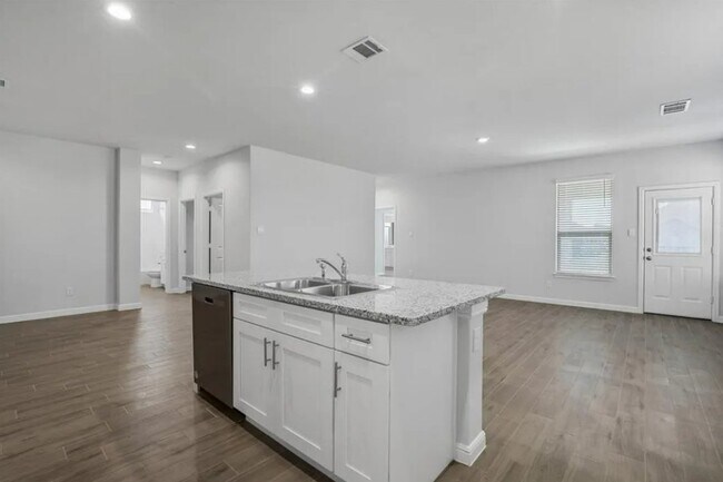 Foto del edificio - 529 Passenger Trl