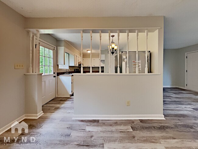 Foto del edificio - 2269 Belmore Ln