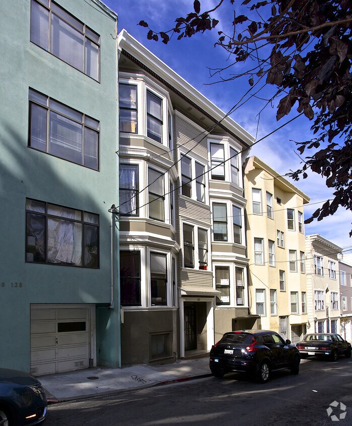 Building Photo - 132 Clinton Park