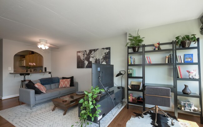 Foto del edificio - 1330 New Hampshire Ave NW