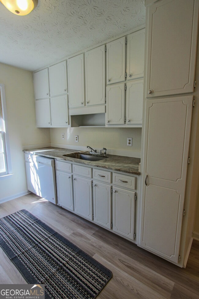 Foto del edificio - 211 Meadow Run