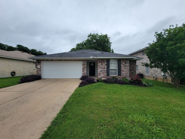 Foto del edificio - 1803 Ascot Ln