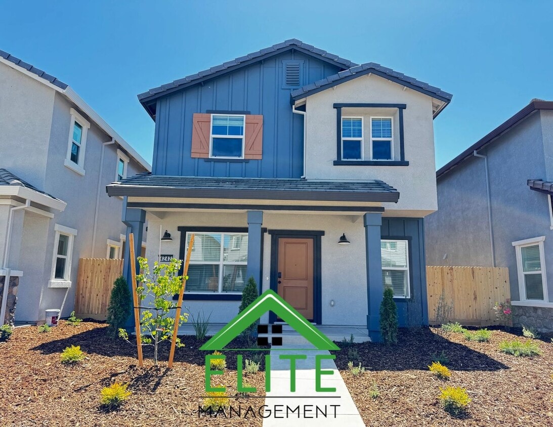 Primary Photo - **Brand New 4 Bed / 3 Bath Home in Prime R...