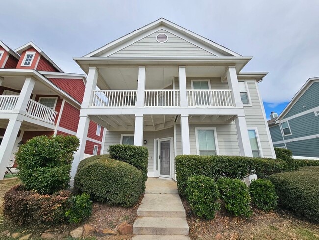 Available now ready for immediate move in $500 off second month's rent move in special - Available now ready for immediate move in  $500 off second month's rent move in special House