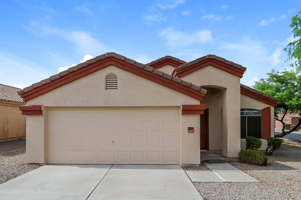 Foto principal - 16271 W Pioneer St