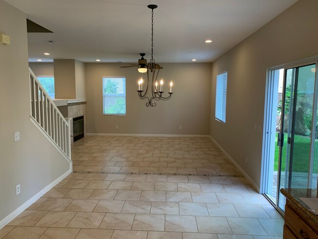 Building Photo - Beautiful Home in Gated Community