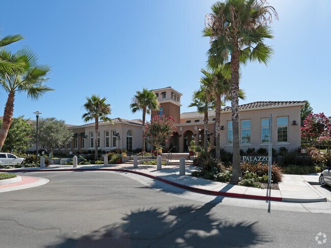 Palazzo At Campus Pointe Apartments Fresno Ca Building Photo Palazzo At Campus Pointe