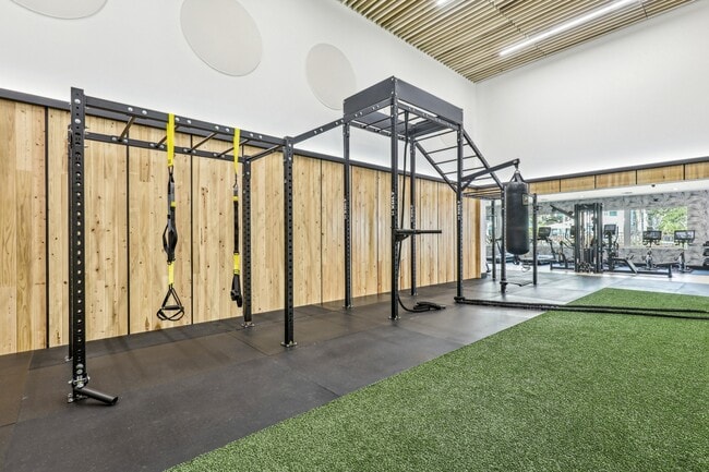 Building Photo - IMT GULFSTREAM AKA THE SEABOURN