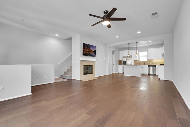 Building Photo - 2096 Silverado St