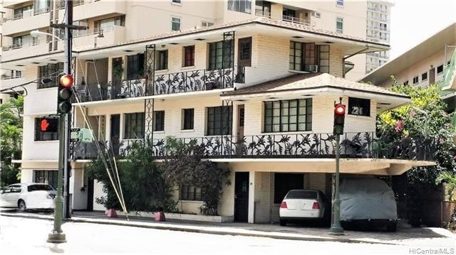 Building Photo - 209 Kaiulani Ave