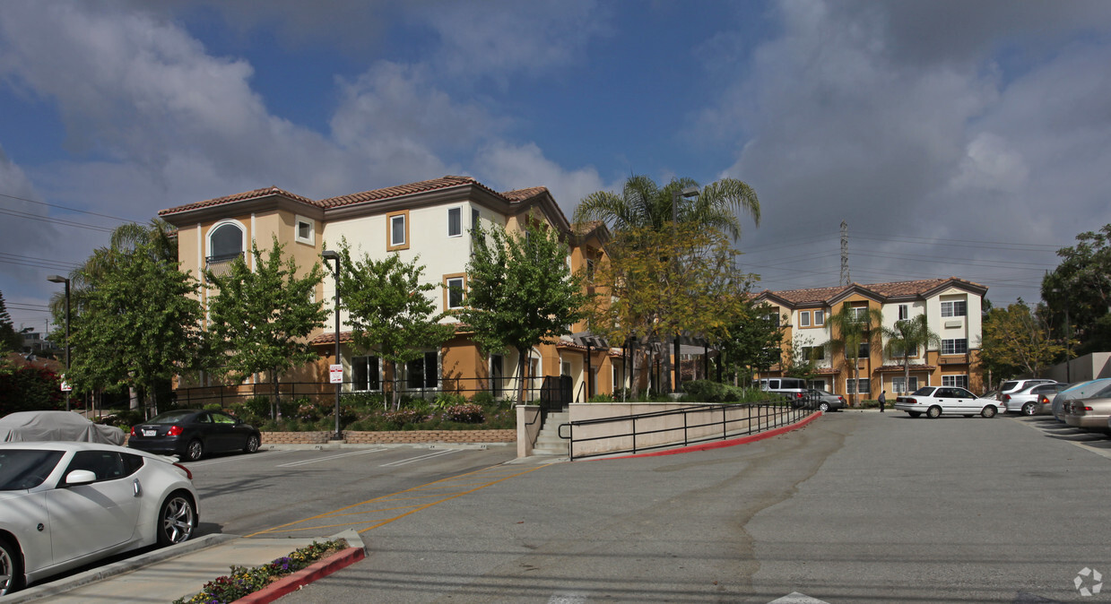 Primary Photo - Jasmine Court