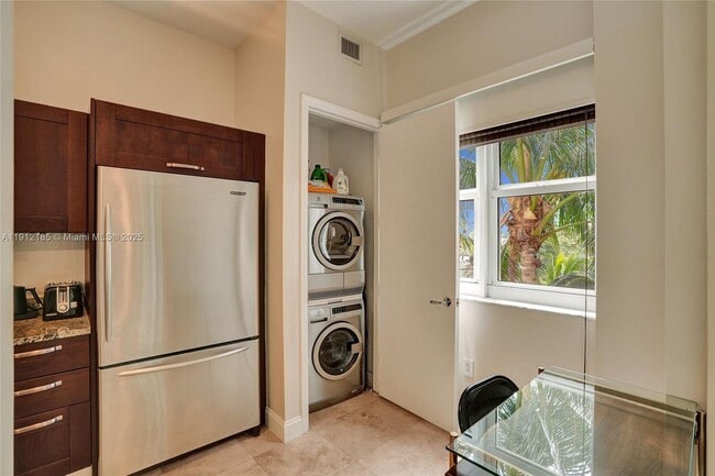 Foto del edificio - 20000 E Country Club Dr