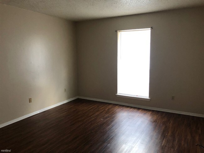 Building Photo - 2 br, 1 bath  - 1106 Indian Springs Rd