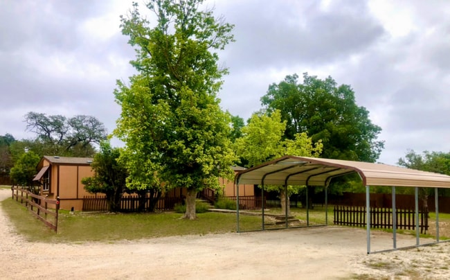 3340 Medina Hwy