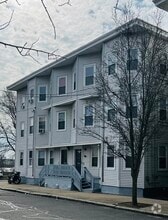 Building Photo - 45 Louis St