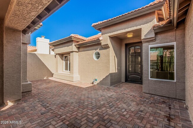 Building Photo - 9310 E Crystal Dr