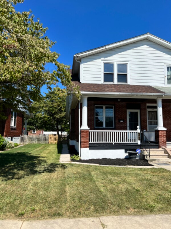 407 Raymond St, Reading, PA 19605 House Rental in Reading, PA