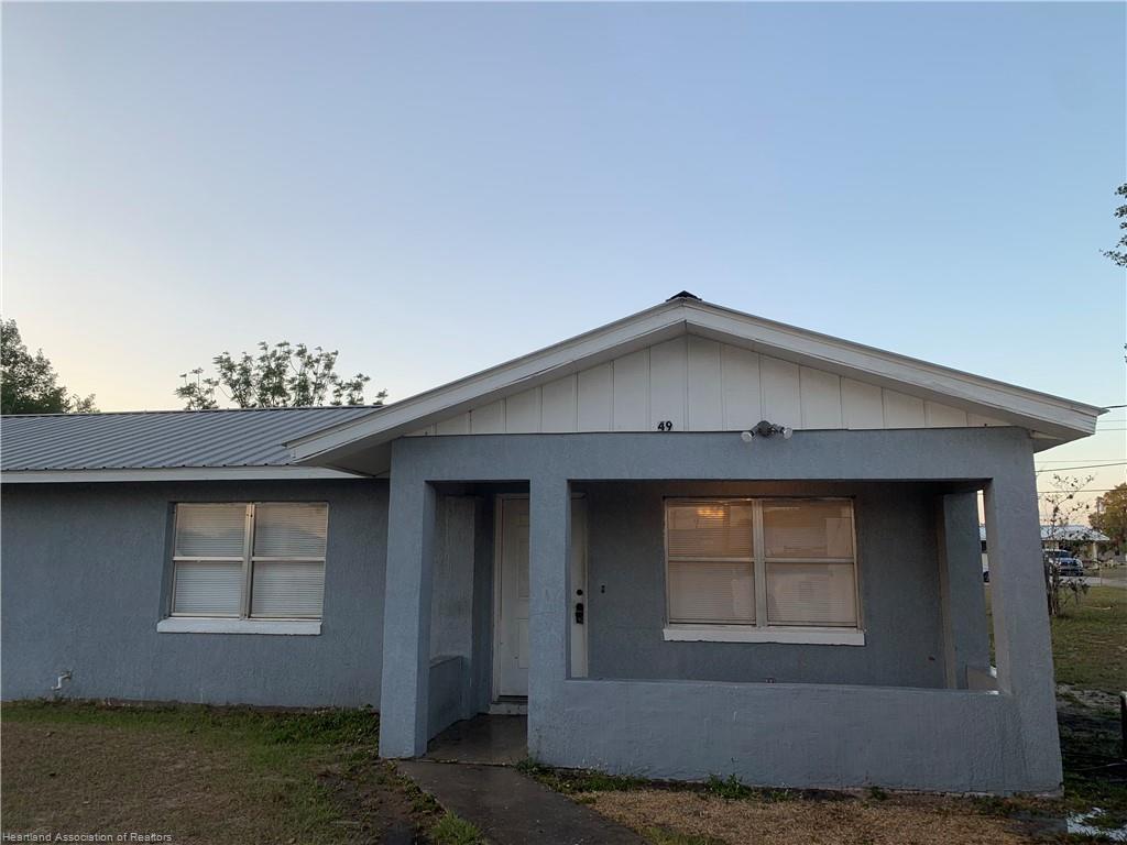 49 E Metcalfe St, Avon Park, FL 33825 House for Rent in Avon Park, FL