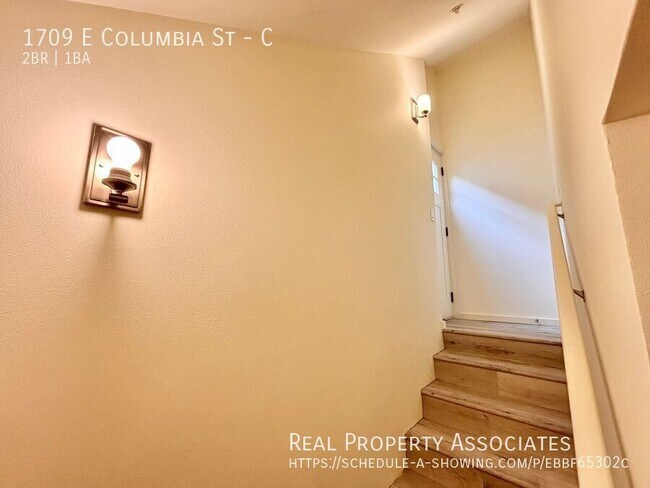 Foto del edificio - 1709 E Columbia St