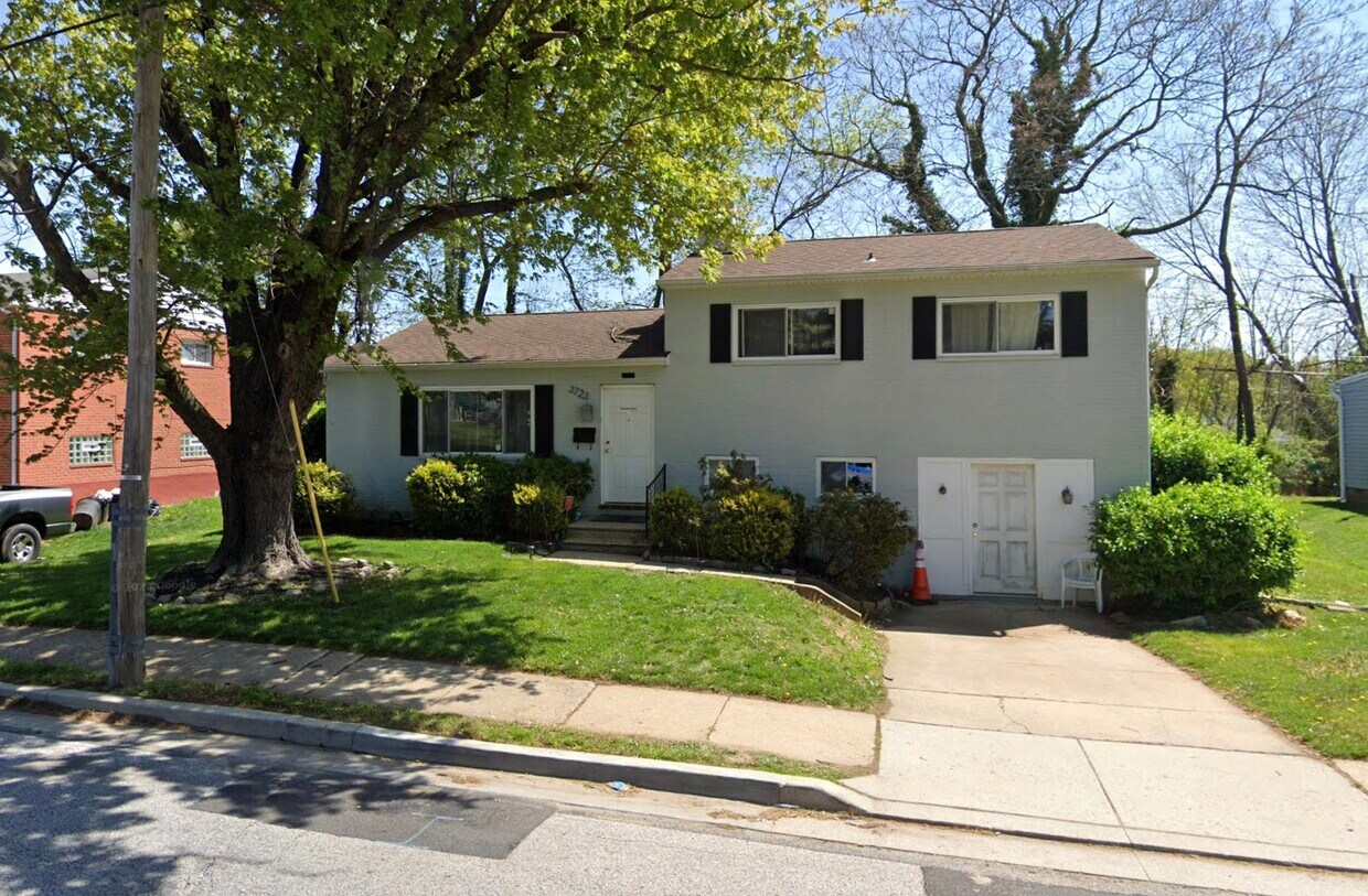 3723 Washington Ave, Windsor Mill, MD 21244 House Rental in Windsor