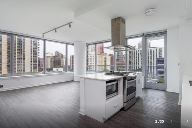 Foto del edificio - 1212 N La Salle Dr