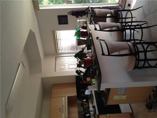 Foto del edificio - 4929 Windward Way