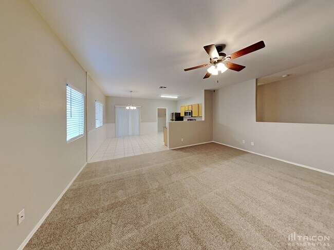 Foto del edificio - 962 E Cowboy Cove Trail